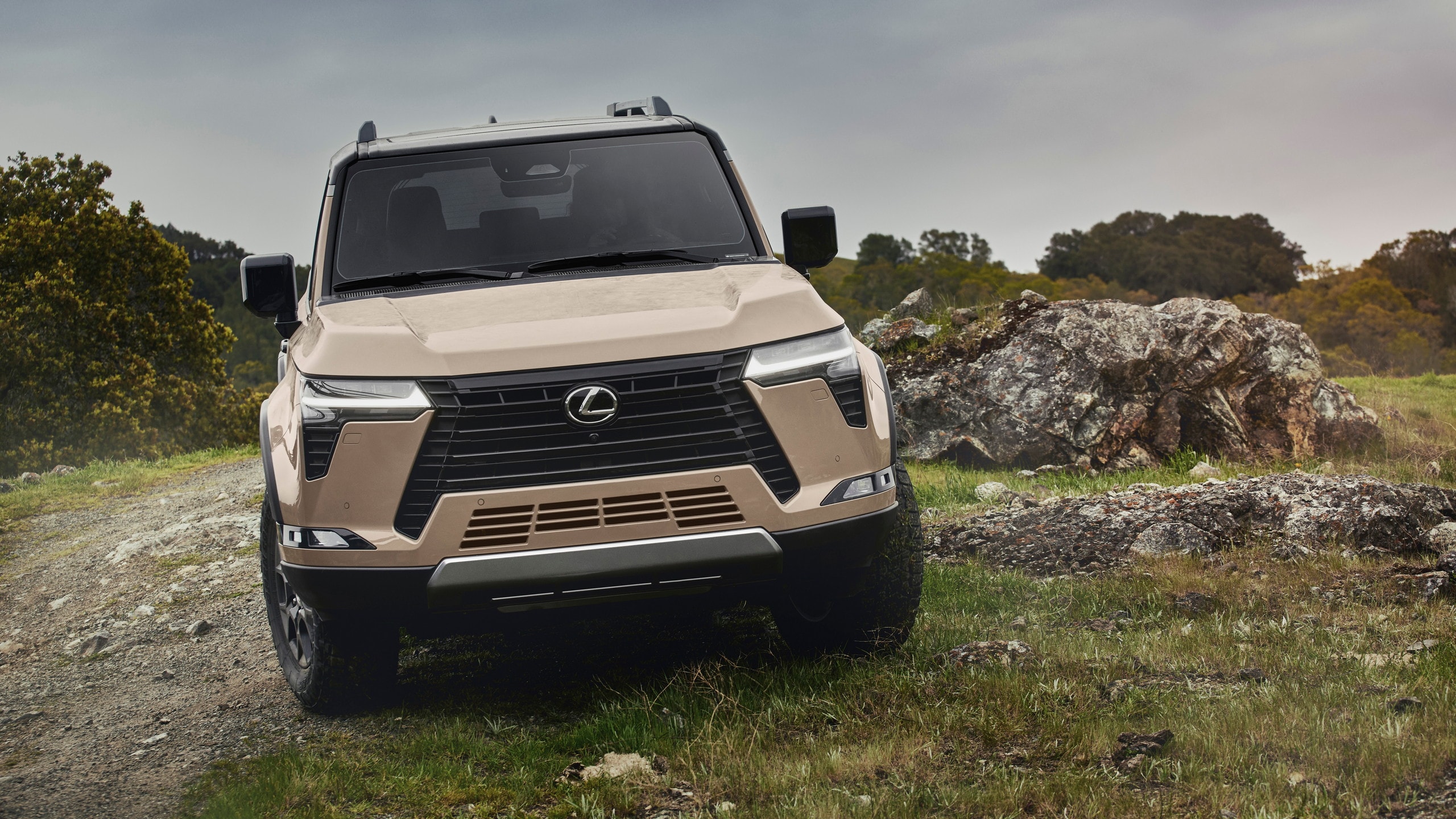 2026-lexus-gx-550-how-does-it-fare-against-other-premium-mid-size-off-road-cuvs-and-suvs_28.jpg