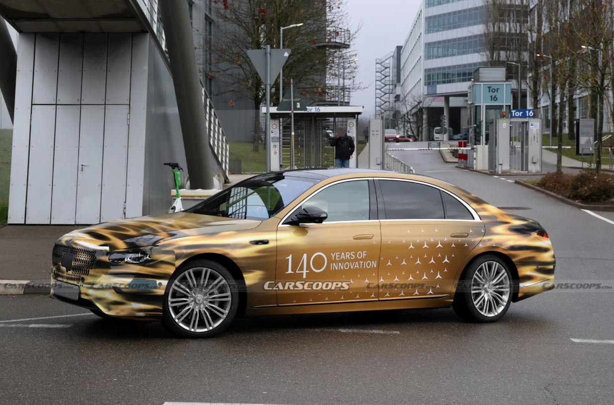 2026-Mercedes-Benz-S-Class 2.jpg