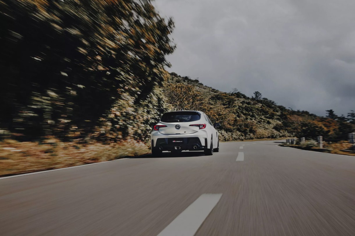 2026-Toyota-GR-Corolla-Japan 4.jpg