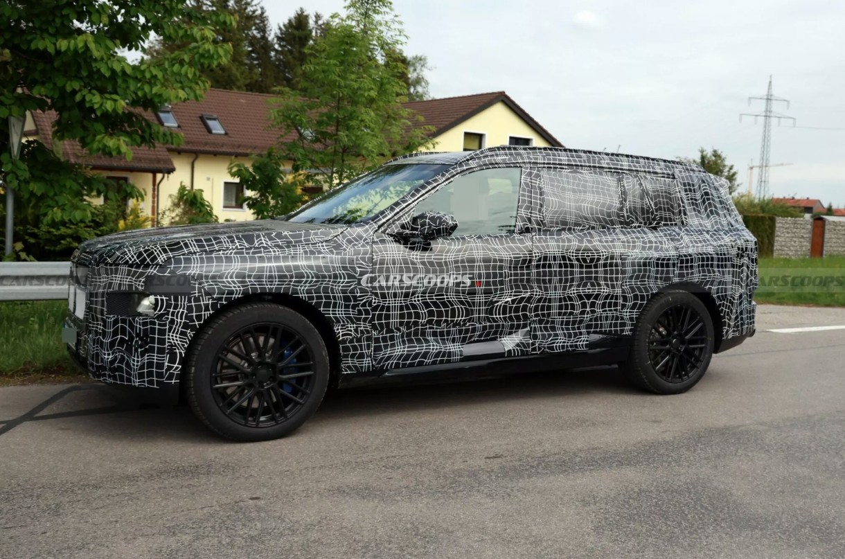 2027-BMW-X7-2.jpg