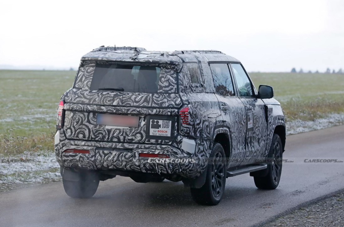 2027-Mitsubishi-Pajero-Montero-2.jpg