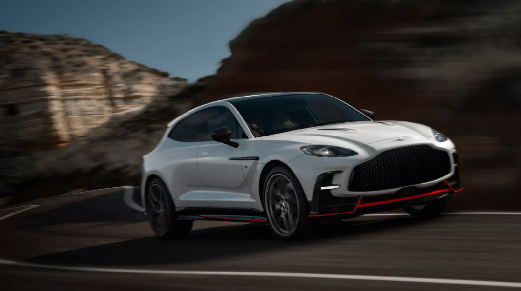 Aston-Martin-DBX-S 1.PNG