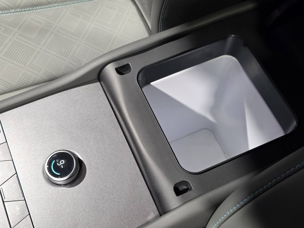 BYD Atto 3 2025 4.jpg