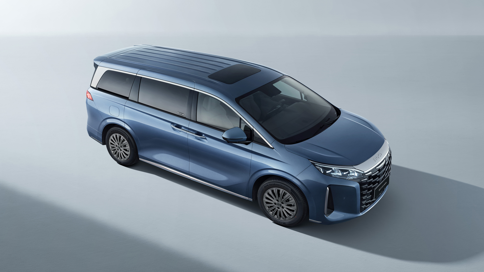 BYD M9_Ngoại Thất_4.jpg