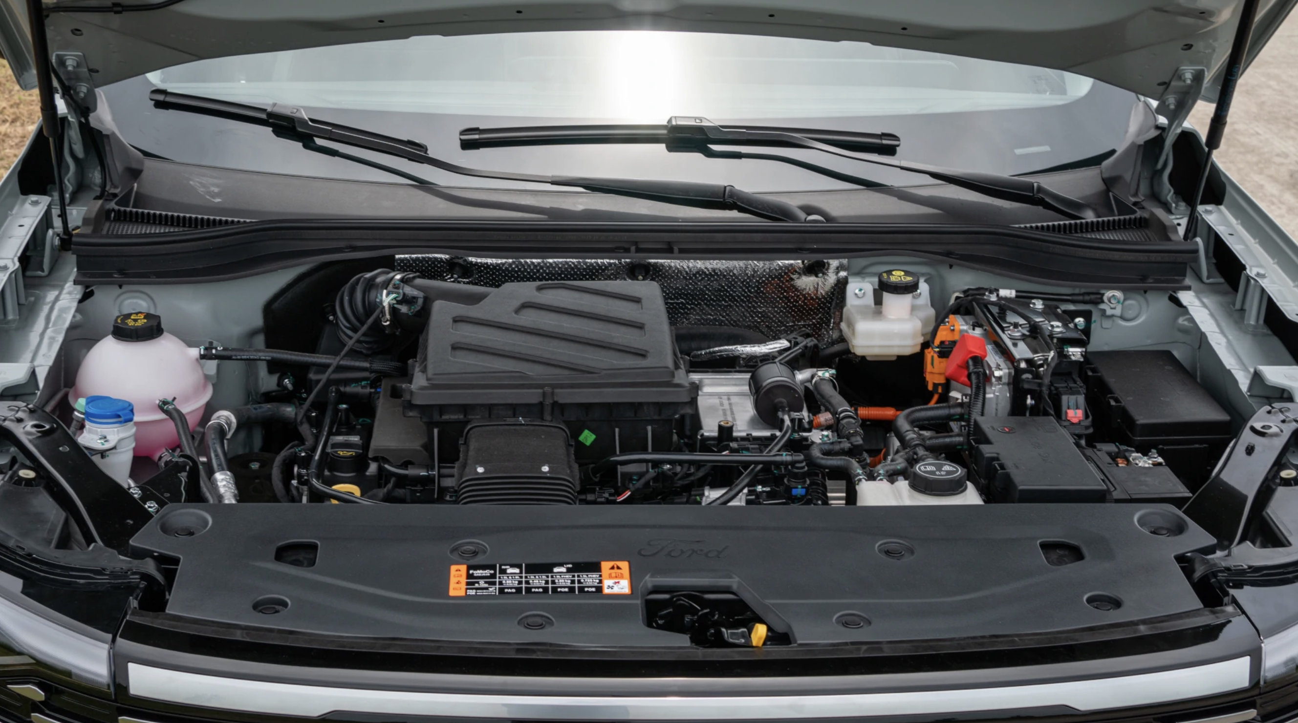 Ford Territory Hybrid 2026 2025-08-09 lúc 15.59.13.png