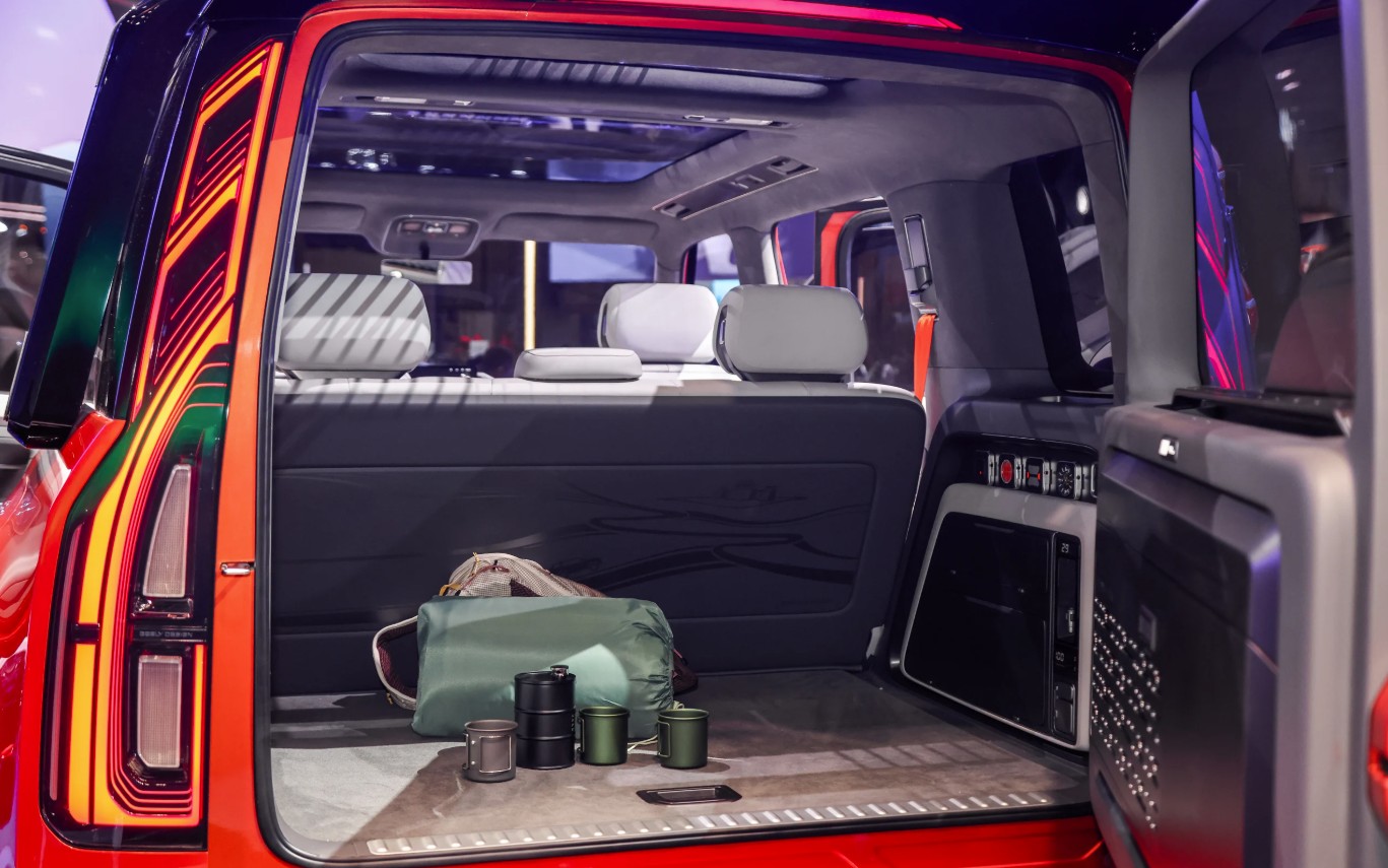 Geely Galaxy Cruiser 6.jpg