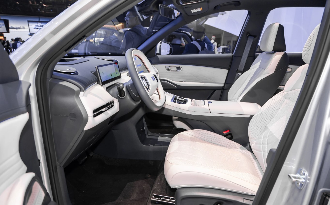 Geely Galaxy Starship 7 6.jpg