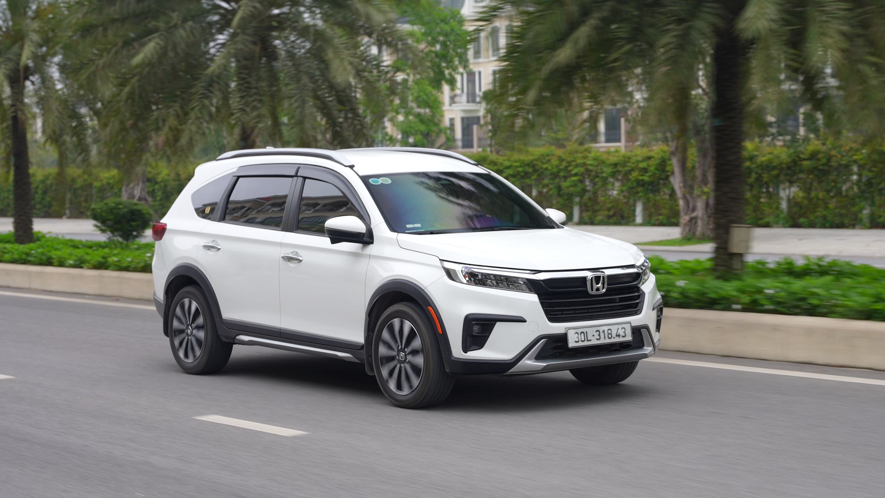 Honda BR-V-1 (3).png