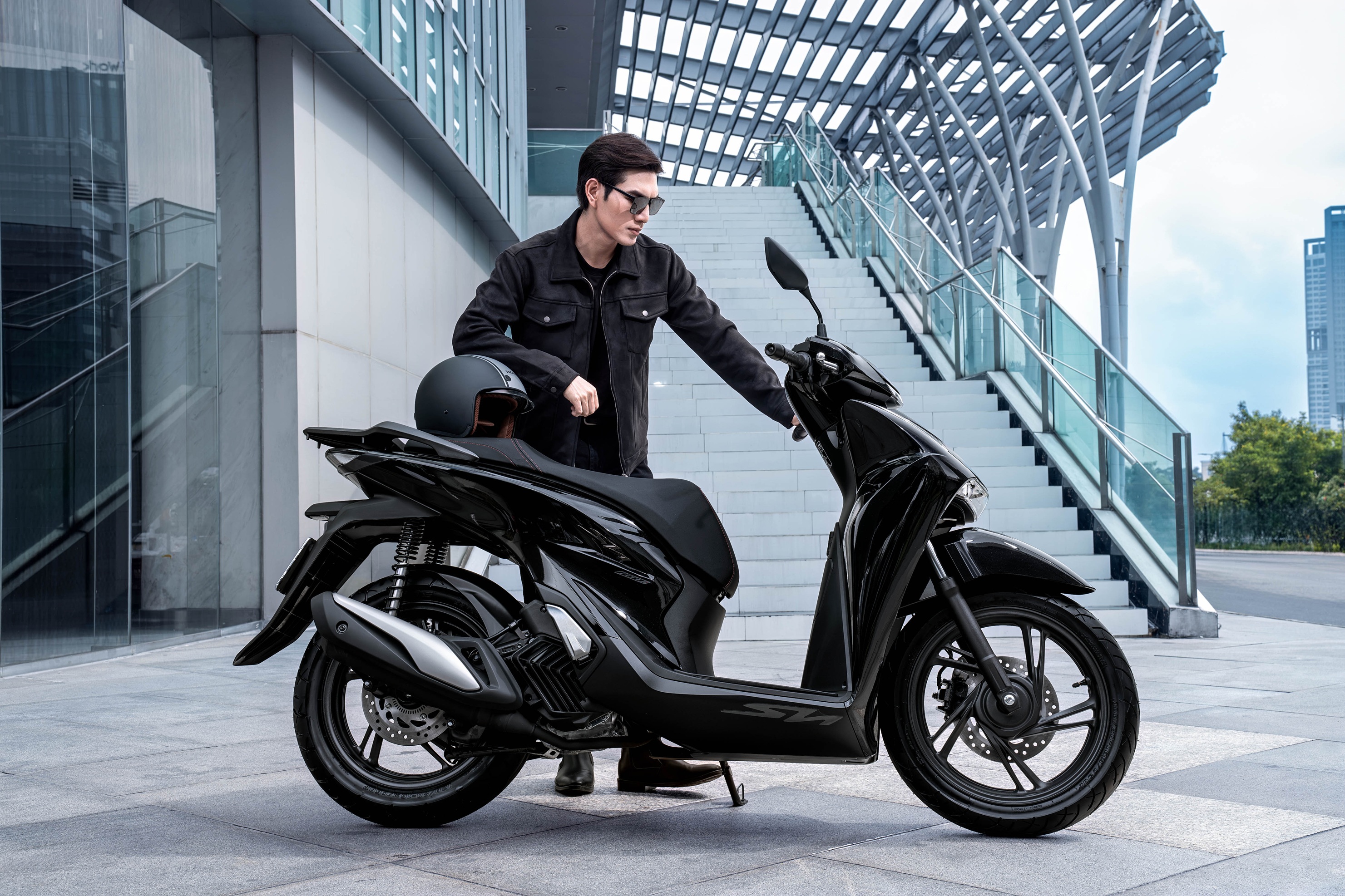 Honda SH (7).jpg