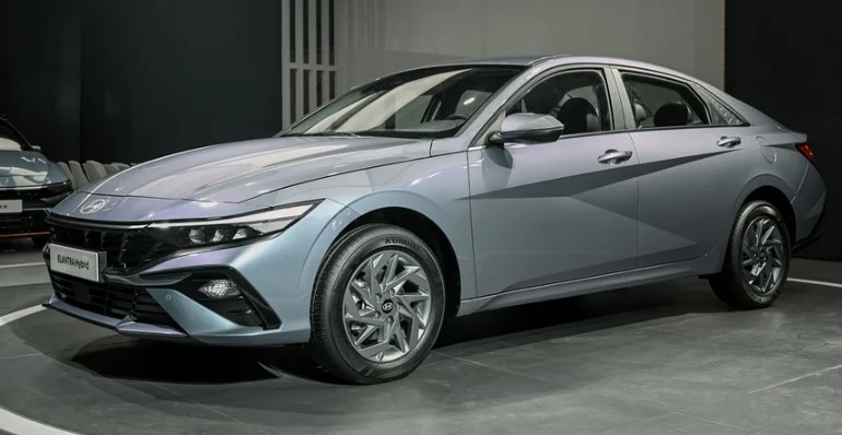 Hyundai Elantra 2025 6.jpg