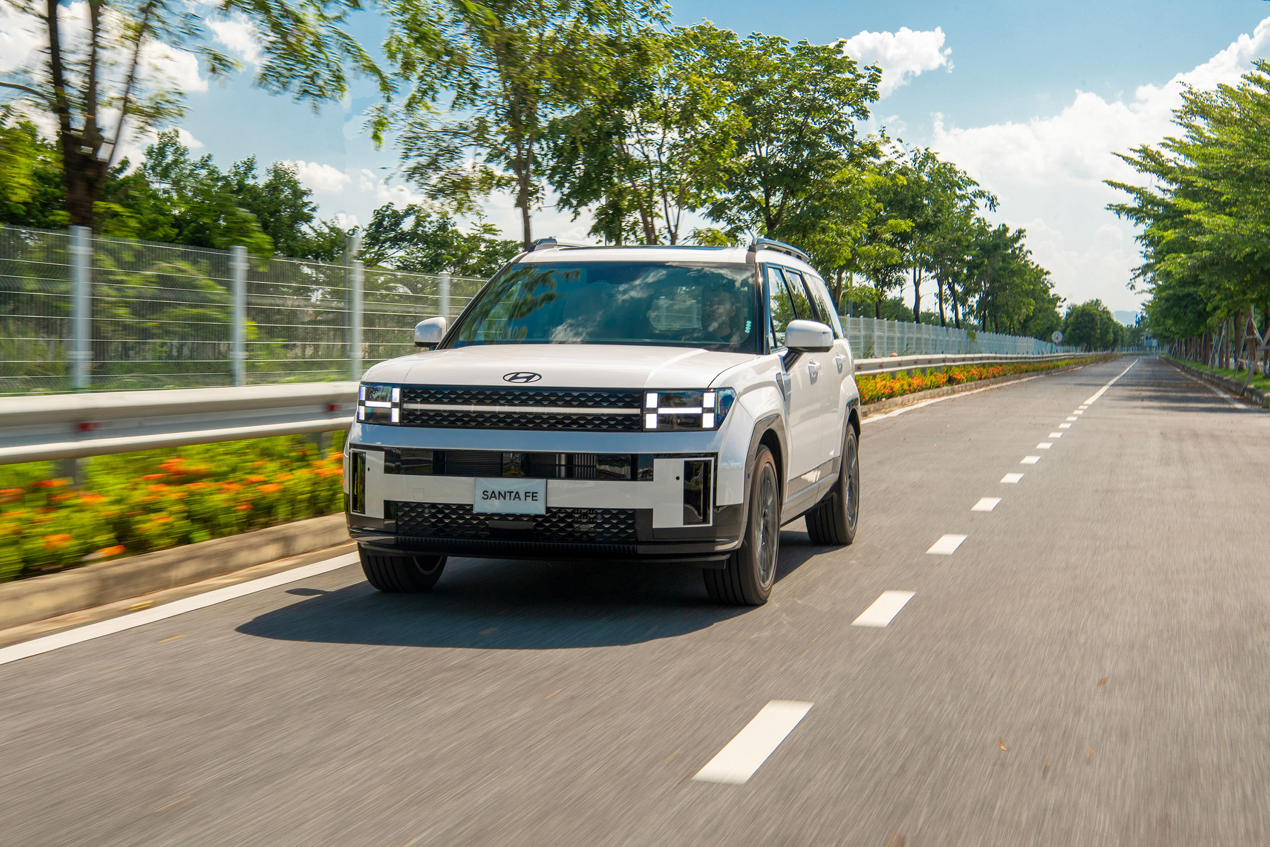 Hyundai Santa Fe - CTKM T9-2025.jpg