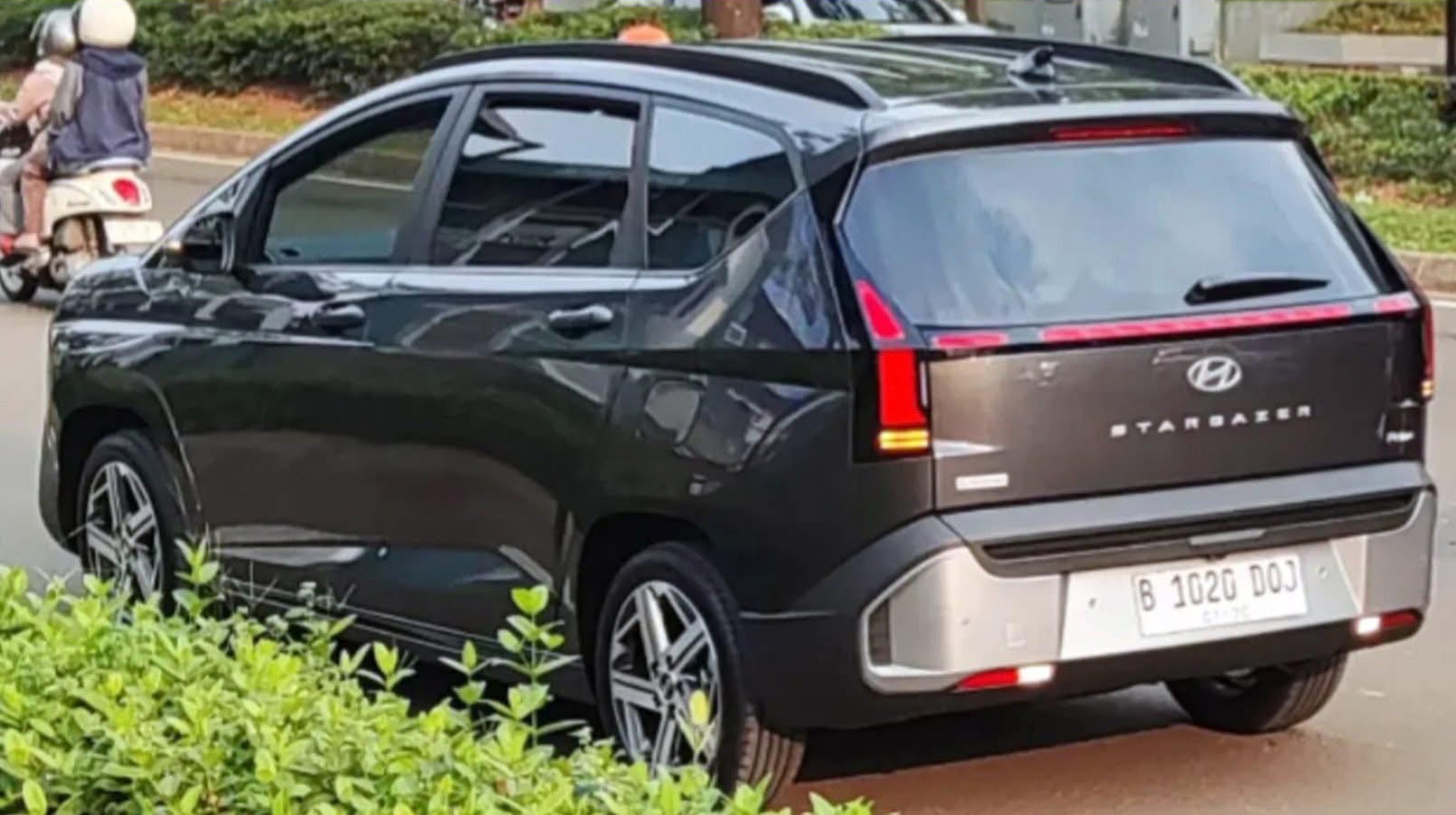 Hyundai Stargazer 2026 4.jpg