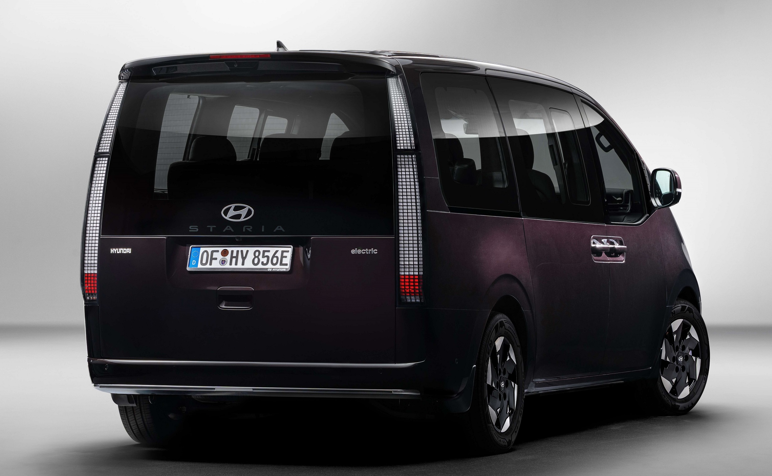 Hyundai-Staria-Electric-2-e1768212890419.jpg