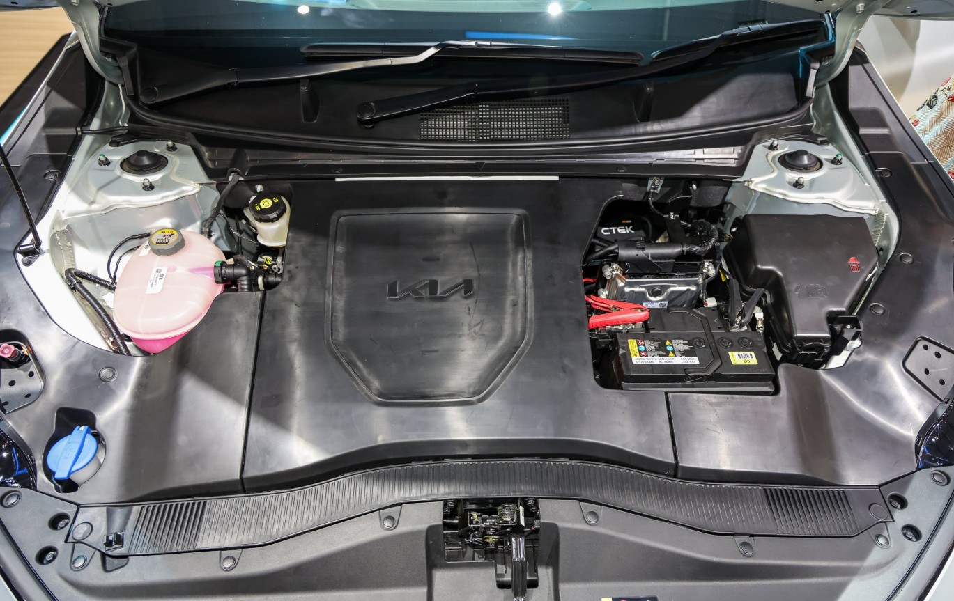 Kia EV4 2026 8.jpg