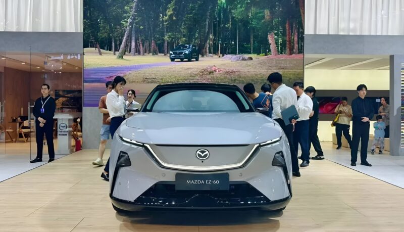 Mazda EZ60.jpg
