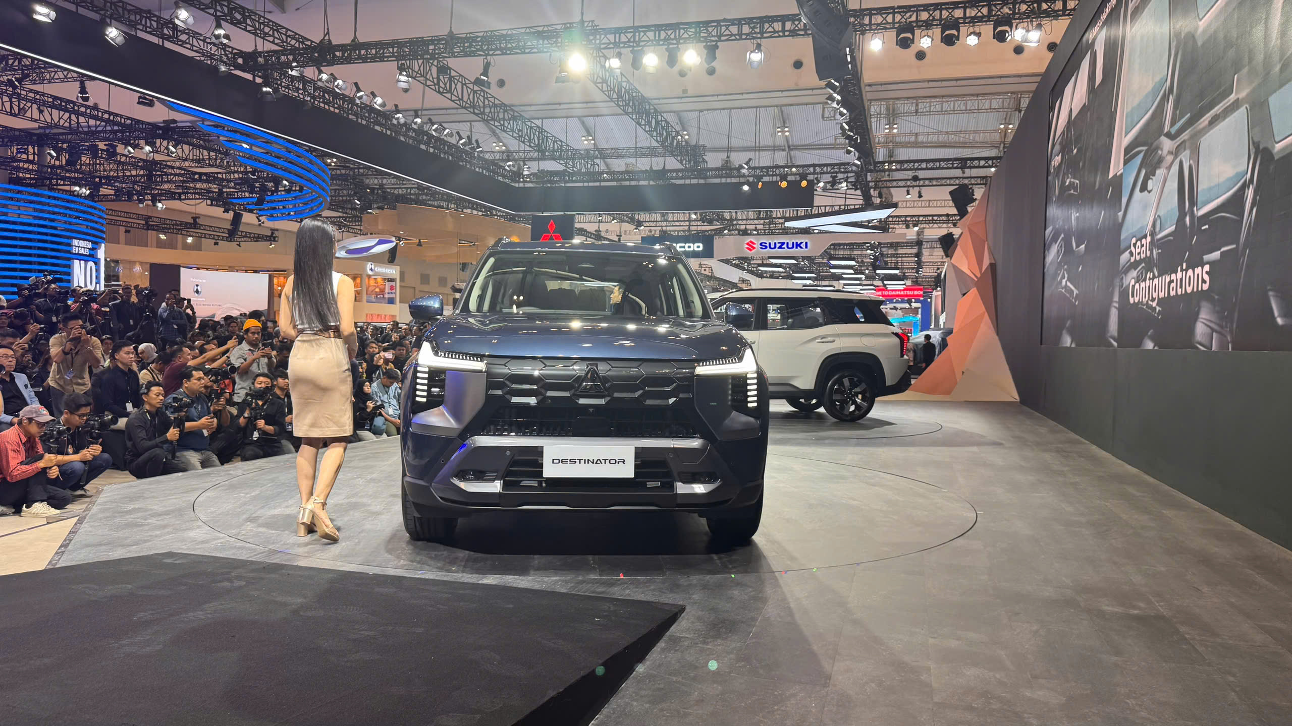 Mitsubishi Destinator 2026 a3.jpg