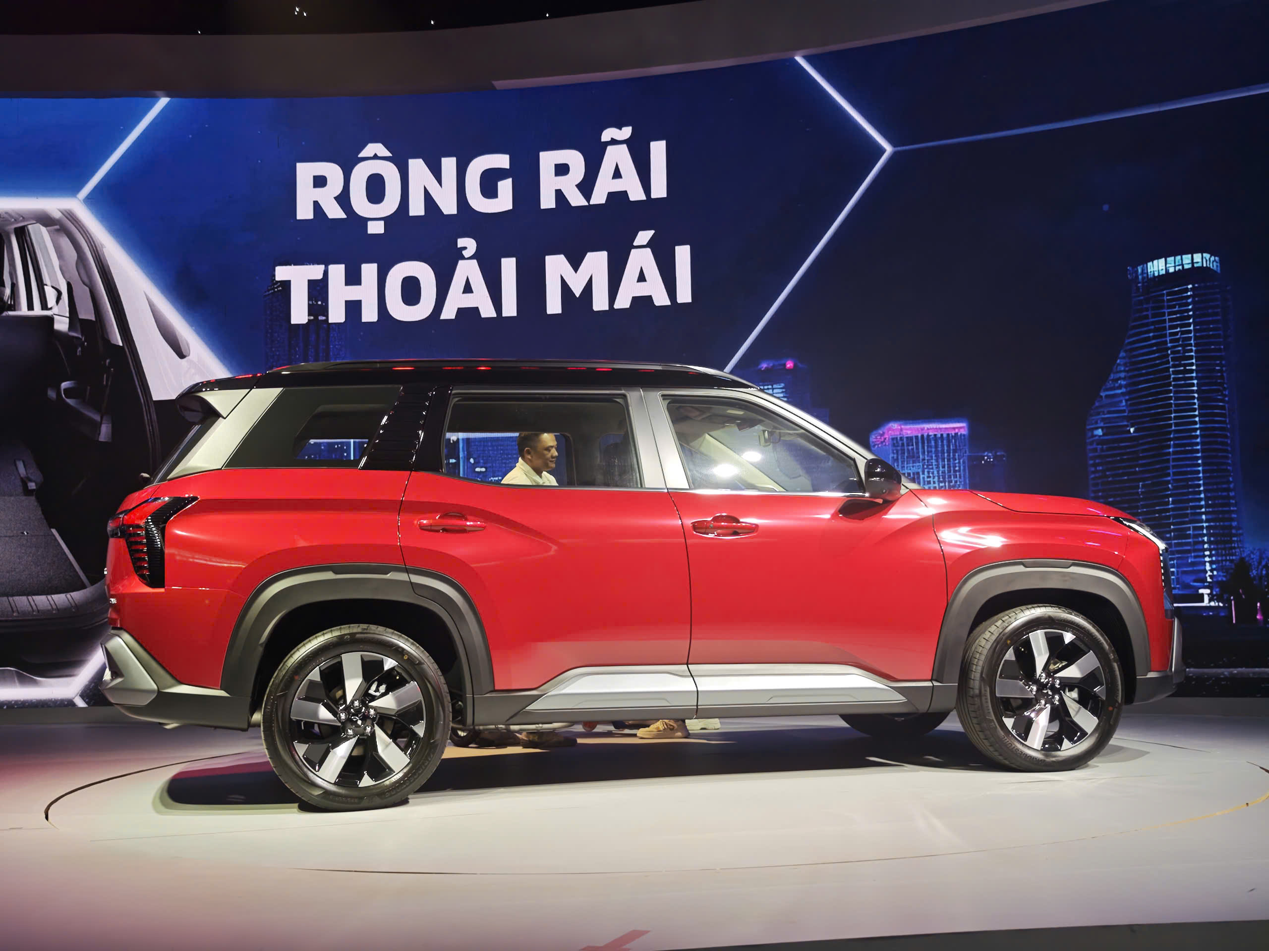 Mitsubishi Destinator  (5).jpg