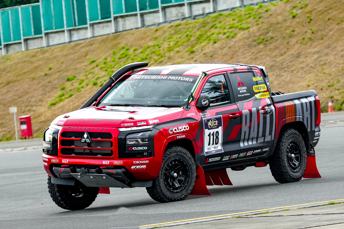 Mitsubishi Triton  (7).png