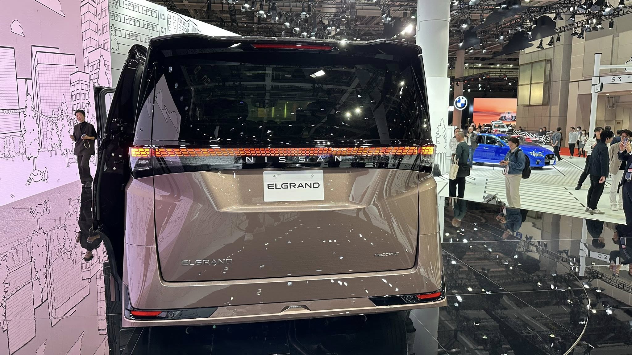 Nissan ELGRAND 6.jpg
