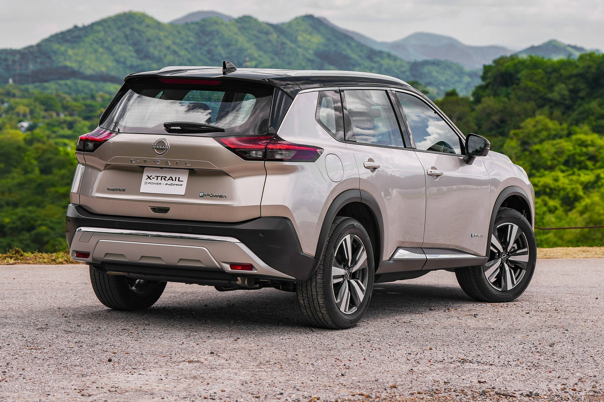 Nissan X-Trail e-POWER 8.jpg