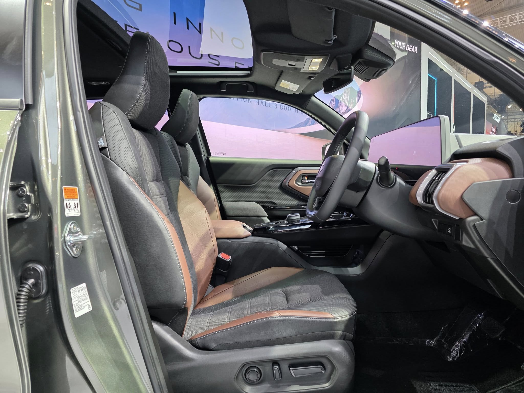 Suzuki e VITARA 9.jpg