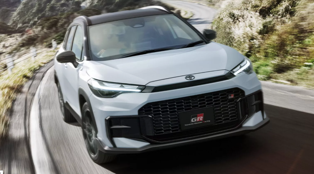 Toyota Corolla Cross GR Sport 2.PNG