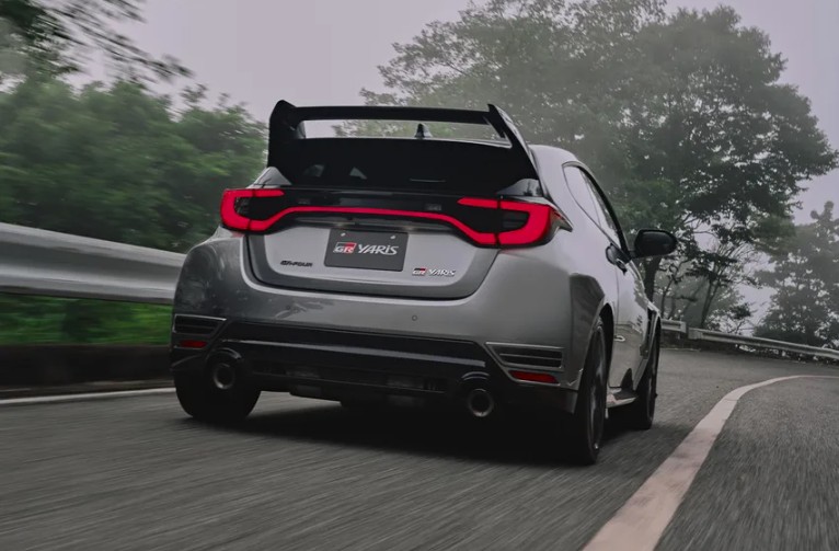 Toyota GR Yaris 2.jpg