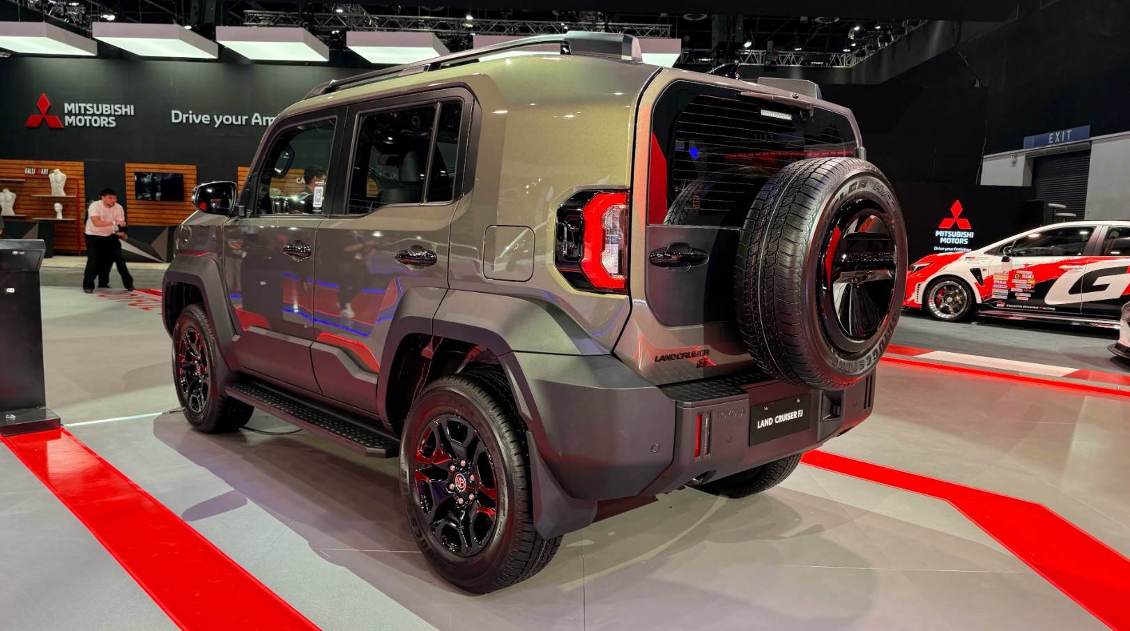 toyota-land-cruiser-fj-2026 2.jpg