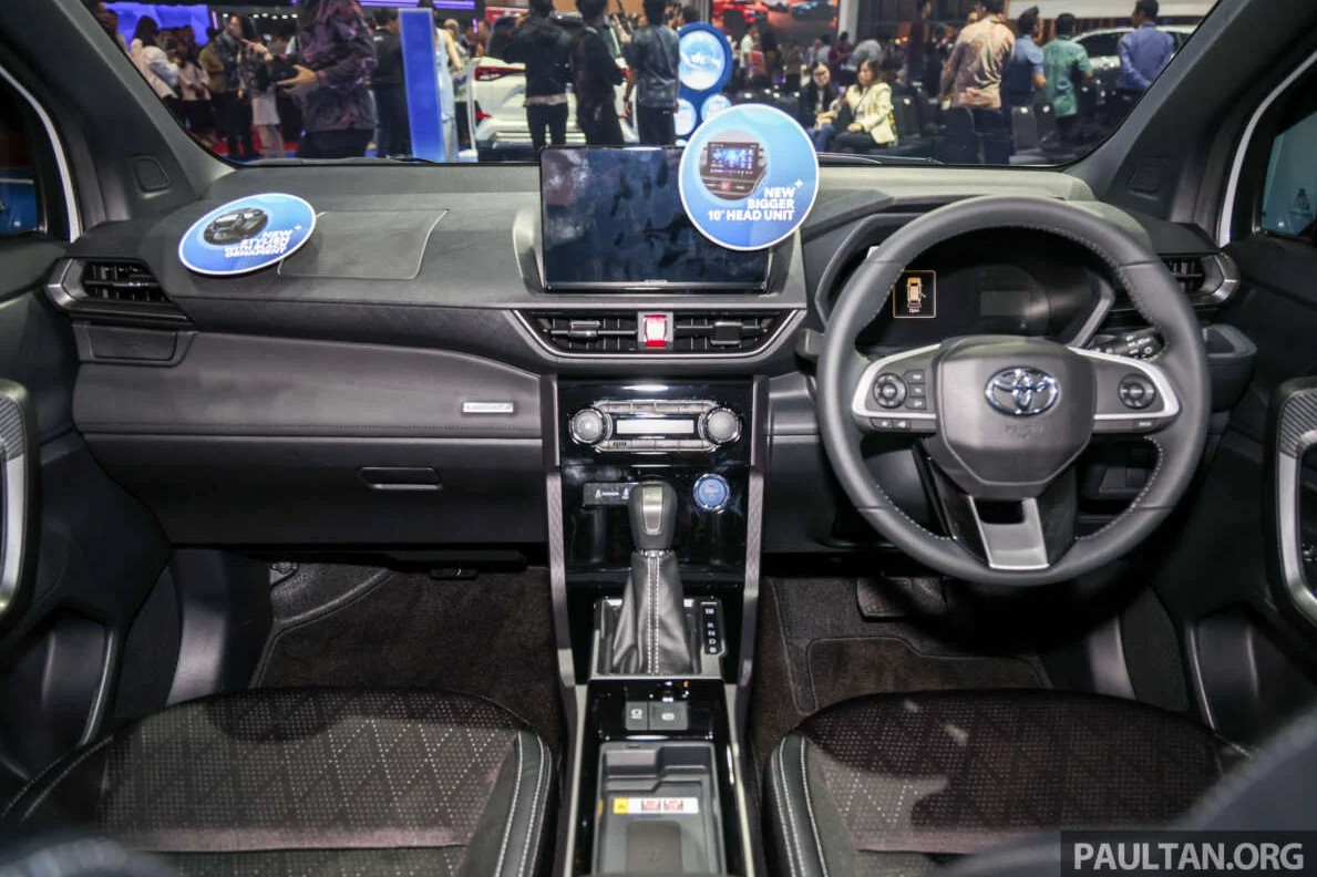 Toyota Veloz Hybrid -a3.jpg