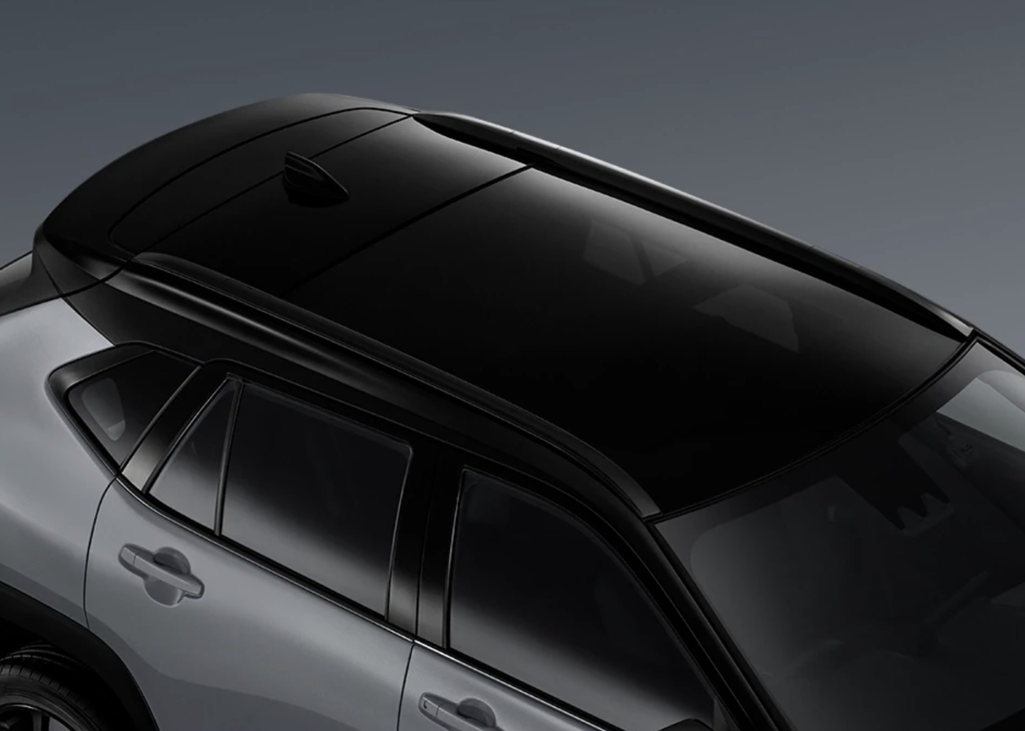 Toyota Yaris Cross HEV NightShade 10.jpg