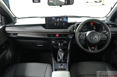 Toyota Vios Hybrid 3.jpg