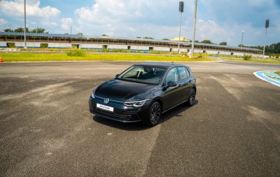 Golf 1.5 eTSI  (1).JPG