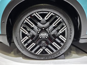 All NEW Nissan LEAF 6.jpg