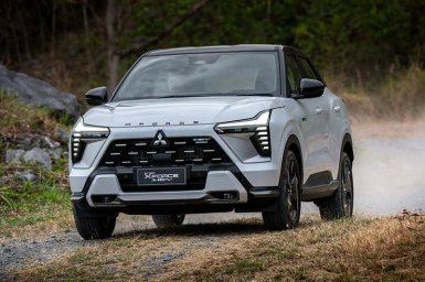 Mitsubishi xFORCE HEV 3.jpg