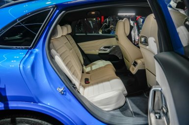 Mercedes-Benz GLC  5.jpg