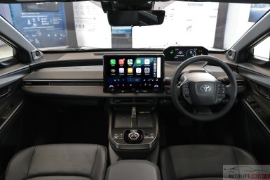 Toyota bZ4X 2026 3.jpg