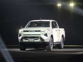 Toyota Hilux 2026 6.jpg