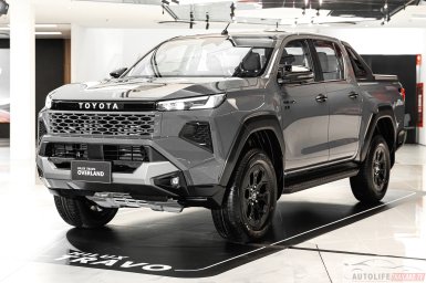 Toyota Hilux TRAVO OVERLAND.jpg