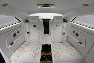 Rolls-Royce Spectre 7.jpg