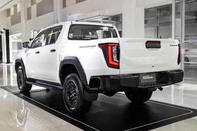 Toyota Hilux 2026 7.jpg