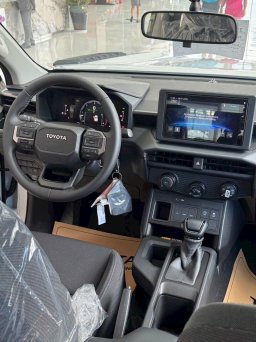 Toyota Hilux 2026 -17.jpg