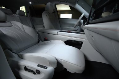 Volkswagen Teramont Pro 3.jpg