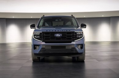 Ford-Expedition-30th-Anniversary-2.jpg