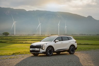 Kia New Sportage Hybrid.jpg