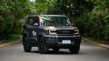 Toyota Land Cruiser FJ -1.jpg