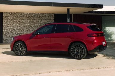 Mercedes-Benz GLC EV-8.jpg