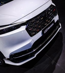 Honda HR-V RS eHEV Mugen-2.jpg